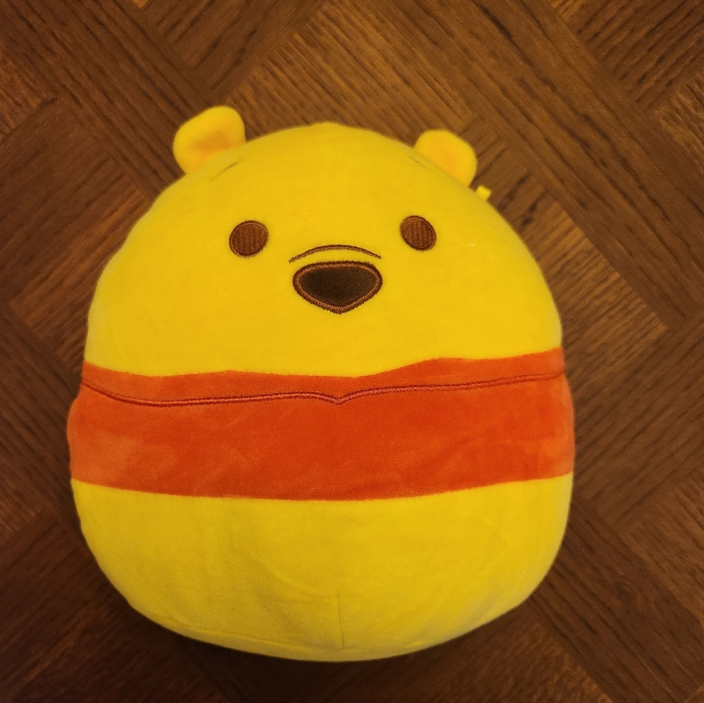 Squishmallows Pooh Bear
